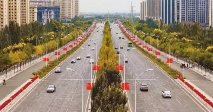Cities across China unveil festive decorations ahead of National Day holiday