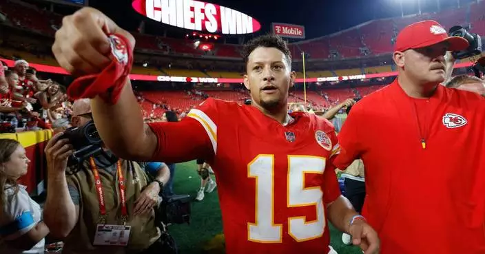Patrick Mahomes shines on his surgically repaired knee in Chiefs' season-opening rout of Broncos