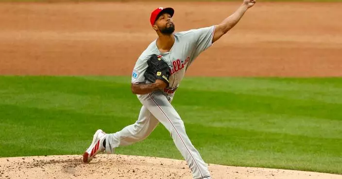 Cristopher Sánchez earns MLB-leading 18th win as Phillies beat Mets 7-2