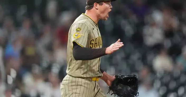 Padres stretch winning streak to 8, Machado and Tatis homer in 8-7 win over Rockies