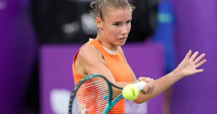 Tatiana Prozorova fumes after concussion call ends her Singapore Open tennis semifinal run