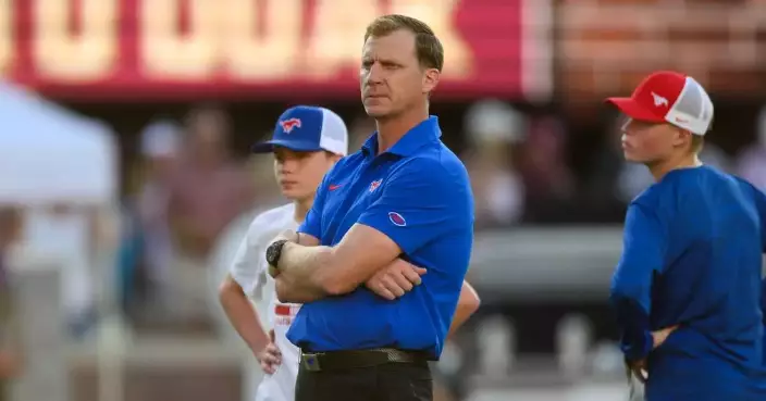 No. 19 SMU, Florida State kick off after nearly 2-hour delay due to power outage