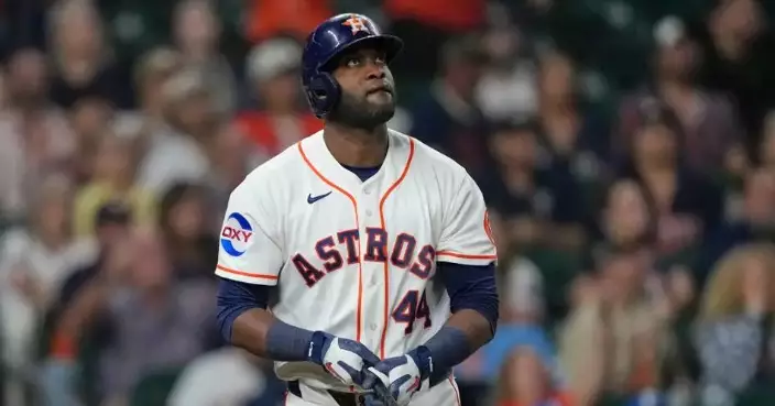Triple Crown still within reach for Astros slugger Yordan Alvarez after big game in Seattle
