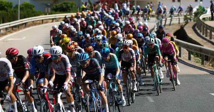 Enric Mas finally wins the Spanish Vuelta after finishing second three times