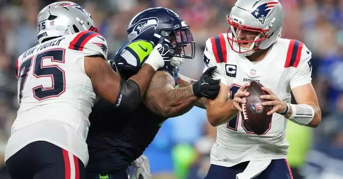 Drake Maye throws 3 INTs in the 4th quarter in another dud against the Seahawks