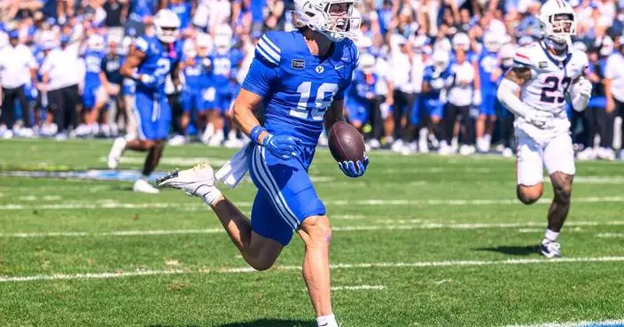 Bear Bachmeier throws 3 TDs as No. 15 BYU beats Arizona 28-17