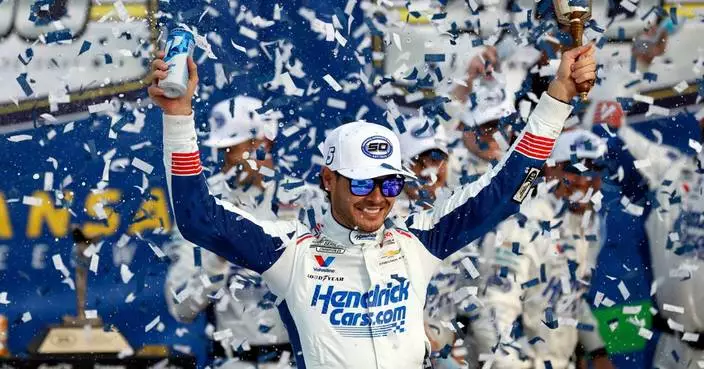 Kyle Larson storms to a dominant Kansas win, tightening his grip on the NASCAR Cup Series title race