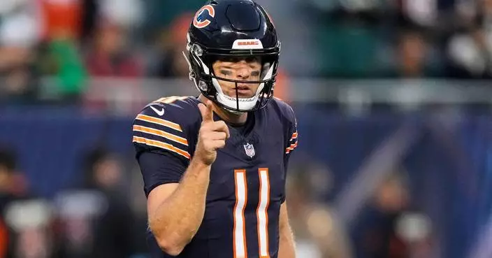 Case Keenum starts at quarterback for the Bears against the Eagles