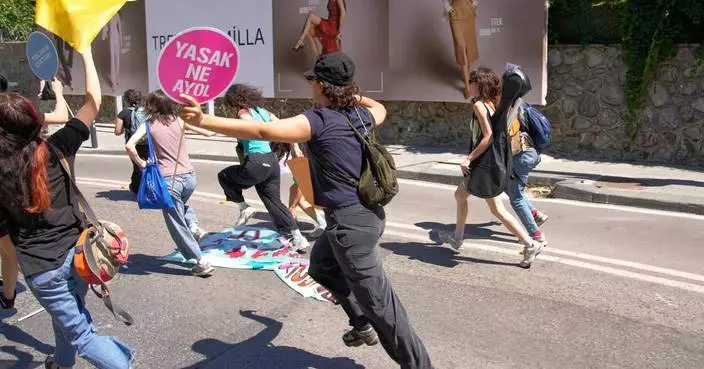 Turkish authorities launch crackdown on LGBTQ+ and HIV support groups