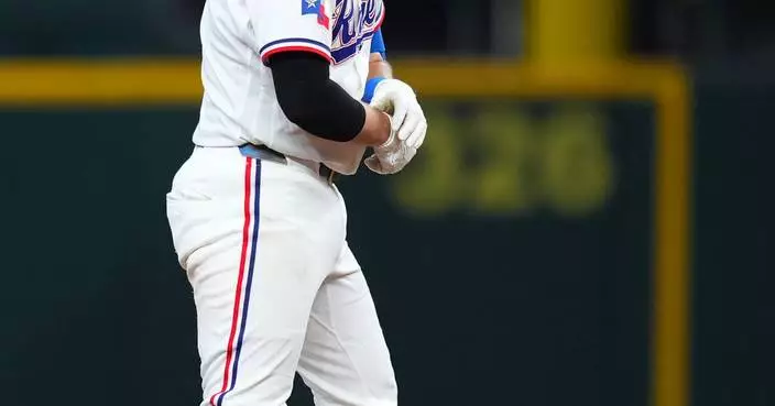 Rangers lose Josh Jung to fractured bone in right hand