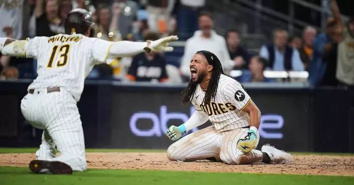 Padres rout Cubs 8-0 in emphatic Wild Card opener with Tatis' leadoff homer, King's no-hit bid