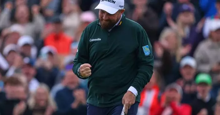 Shane Lowry one-putts every green on back nine and builds 4-shot lead in Irish Open
