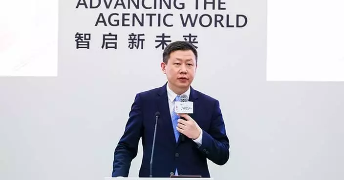 Huawei Releases Intelligent WAN White Paper in AI Era