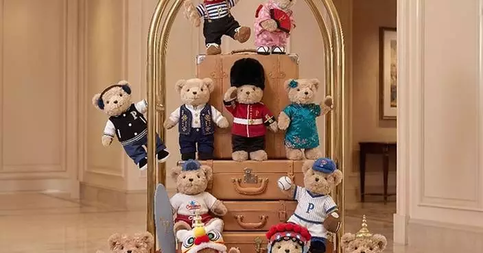 THE PENINSULA PRESENTS A WORLD OF COLLECTIBLE STORIES