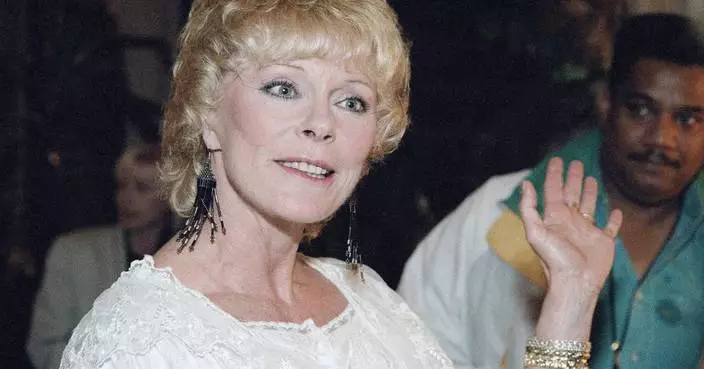 Elke Sommer, German-born star of ‘A Shot in the Dark’ and ‘The Prize,’ dies at 85