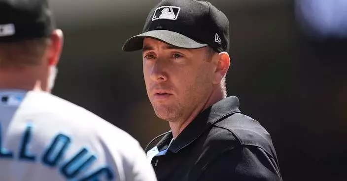 Umpires Tom Hanahan and Ryan Wills to make postseason debuts in the Division Series