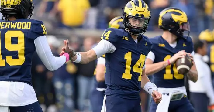Tommy Carr starts at QB and Bryce Underwood stands on sideline for Michigan against No. 6 Indiana