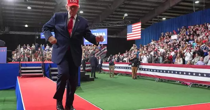 The Latest: AP-NORC poll: Strong majority of voters believes Trump is failing at home and abroad