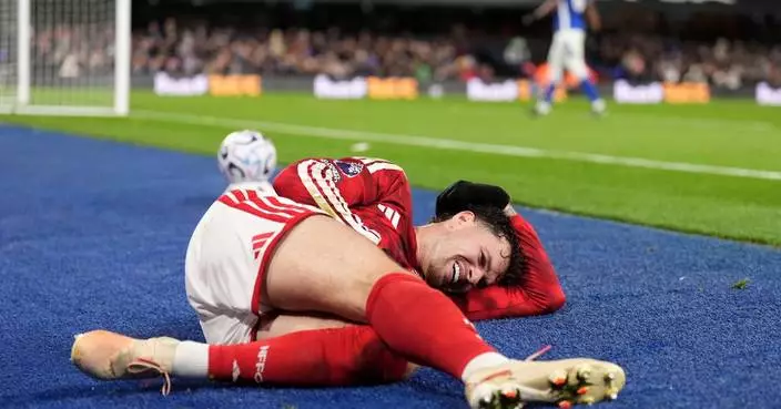 Forest misfire but leave Ipswich with point after controversial draw