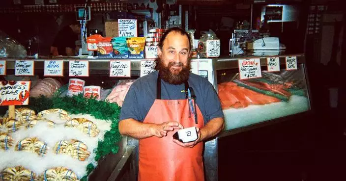 Seattle Icon Pike Place Fish Market Modernizes Its High Foot-Traffic Operations with Square