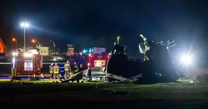 A helicopter with the EU force in Bosnia crashes, killing 4 people and injuring 11