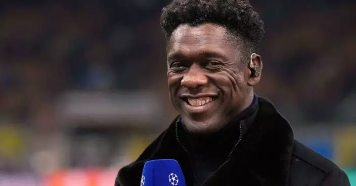 Clarence Seedorf hired to coach Brazilian club Corinthians amid relegation fight
