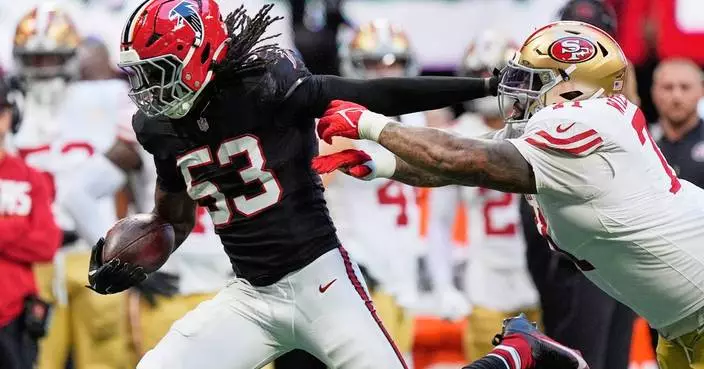 A week after frightening injury, Falcons rookie Daniels comes up big in win over 49ers