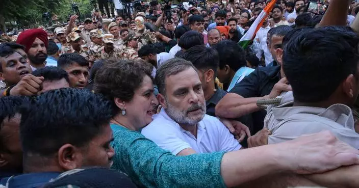 Indian opposition leader Rahul Gandhi detained during protest against election chief