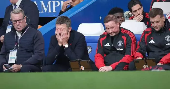 10-man Man United loses at Chelsea to leave Carrick's job in further jeopardy