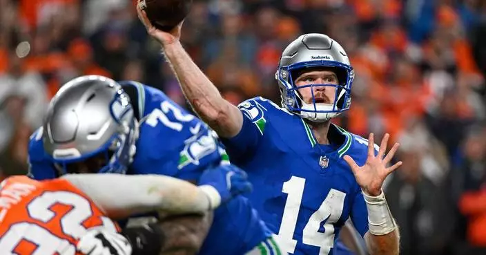 Turnovers keep piling up for the Seahawks, who are looking to rebound after losing 2 straight games