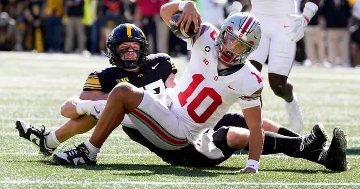 Julian Sayin, Jeremiah Smith lead No. 5 Ohio State past No. 14 Iowa, 31-14