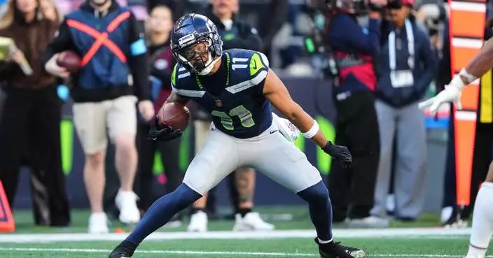 Jaxon Smith-Njigba's drop and 4 turnovers hurt the Seahawks in their loss to the 49ers