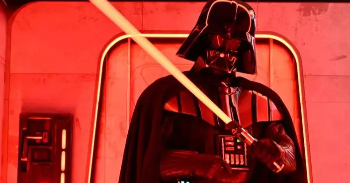 Lightsaber Darth Vader used in 'I am your father' duel in 'Empire Strikes Back' goes up for auction