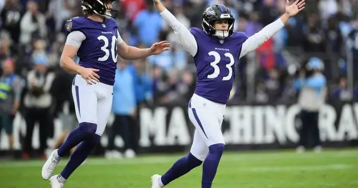 Ravens beat Titans 24-18 despite Lamar Jackson's ankle injury. Henry scores against his old team