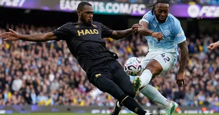 Man City winger Semenyo out for eight weeks with knee injury