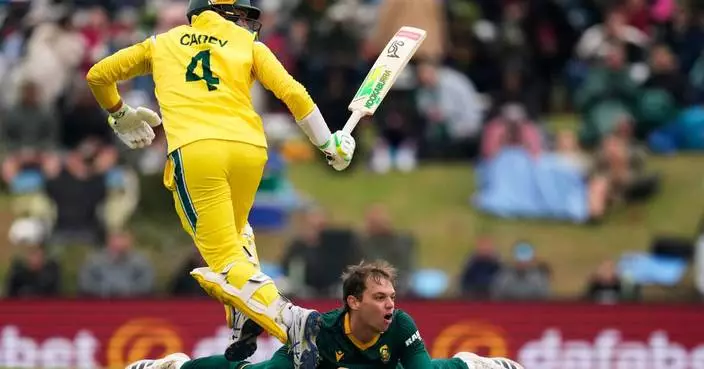 Australia denies South Africa clean sweep by winning rain-affected third ODI