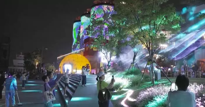 Shanghai International Light Festival illumines city, boosts night-time consumption