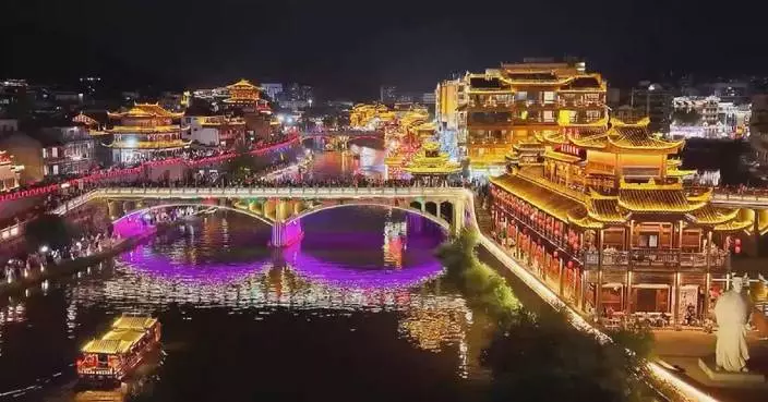 Old towns across China shine in nighttime tourism during National Day holiday