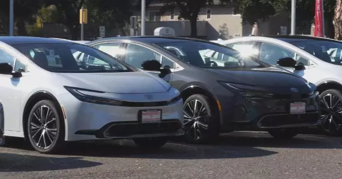 U.S. hybrid vehicle sales surge as fuel costs rise