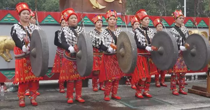 Traditional festival fuels tourism boom in southwest China's border town