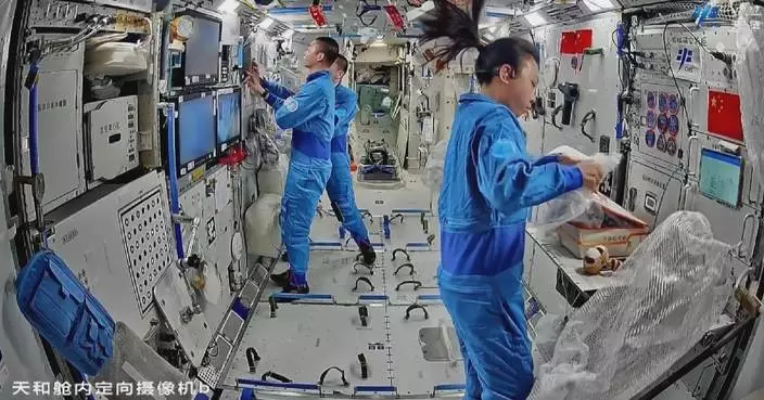 Shenzhou-23 crew conduct space science experiments, in-orbit trainings