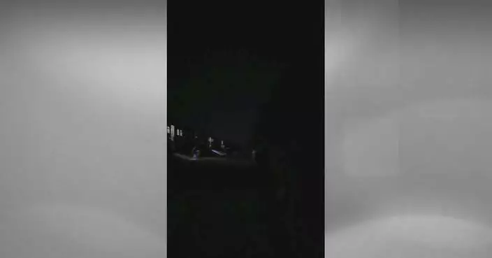 Train in Ukraine forced to stop due to air strike threat