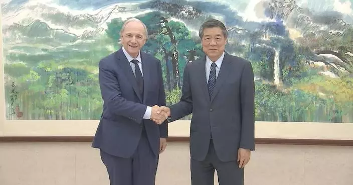 Senior Chinese official meets Bridgewater Associates founder Ray Dalio