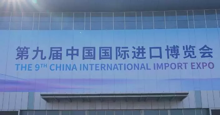 Preparations enter high gear for 9th CIIE as first overseas exhibits arrive in Shanghai
