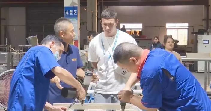 Global buyers seal deals with Chinese suppliers on factory trips during Canton Fair