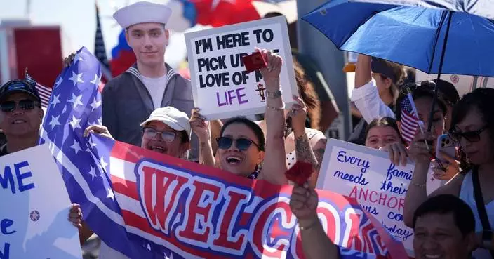 A long-awaited homecoming for the USS Lincoln crew, in photos
