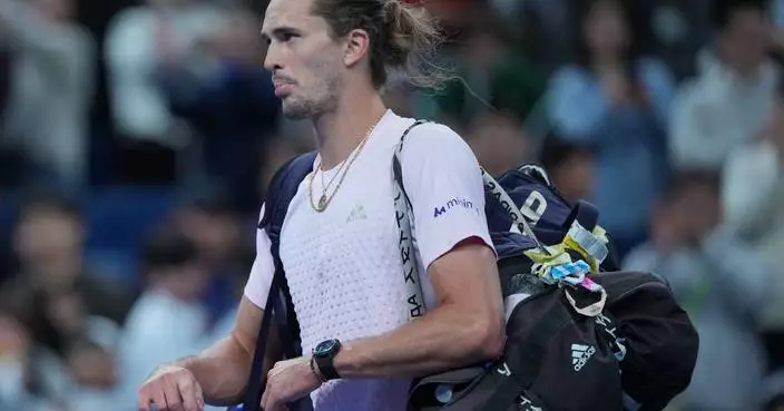 Stefanos Tsitsipas advances to the second round at the Shanghai Masters