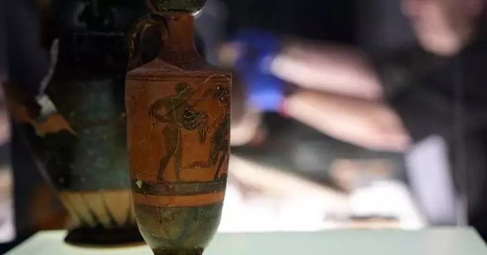 Israel returns 22 artifacts as Greece pushes to bring antiquities home
