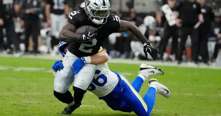 Raiders' run game sputters again as Ashton Jeanty struggles behind shaky blocking