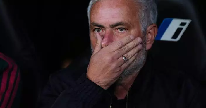 Mourinho – ‘I am not stupid’ – keeps game plan under wraps for Madrid’s trip to Barcelona